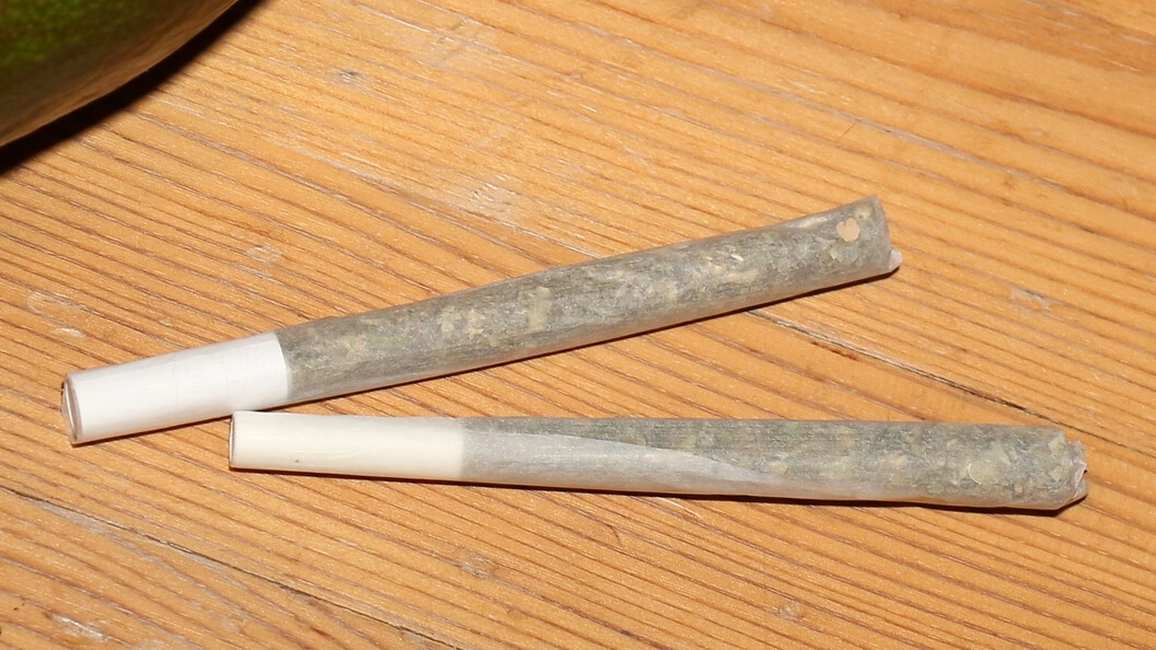Zwei fertige Joints