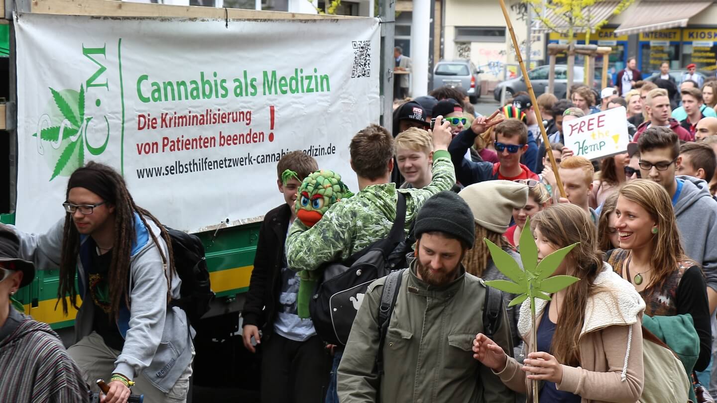 Nicht nur Patientenrechte, sondern auch Freiheitsrechte und damit die komplette Cannabis-Legalisierung einfordern